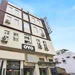 Super Hotel O Ratnam Palace